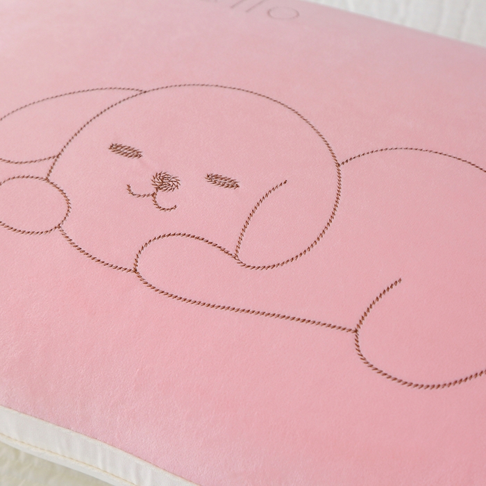 91家纺网 家纺一手货源 找家纺 万聚凯枕芯 2025新款狗绒枕头枕芯 粉色