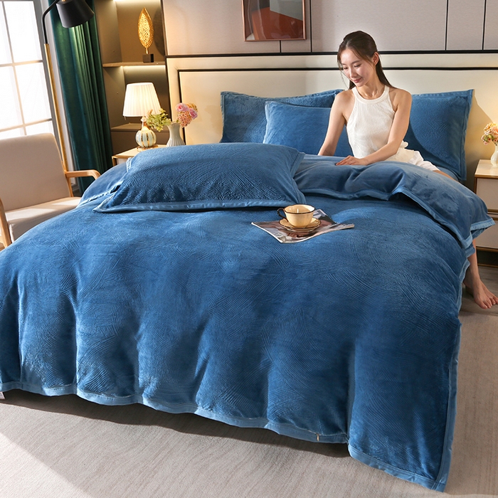 91家纺网 家纺一手货源 找家纺 居尚家纺 2025新款高克重8.5斤牛奶绒烂花绒雕花绒四件套 雕花-流星-宝兰