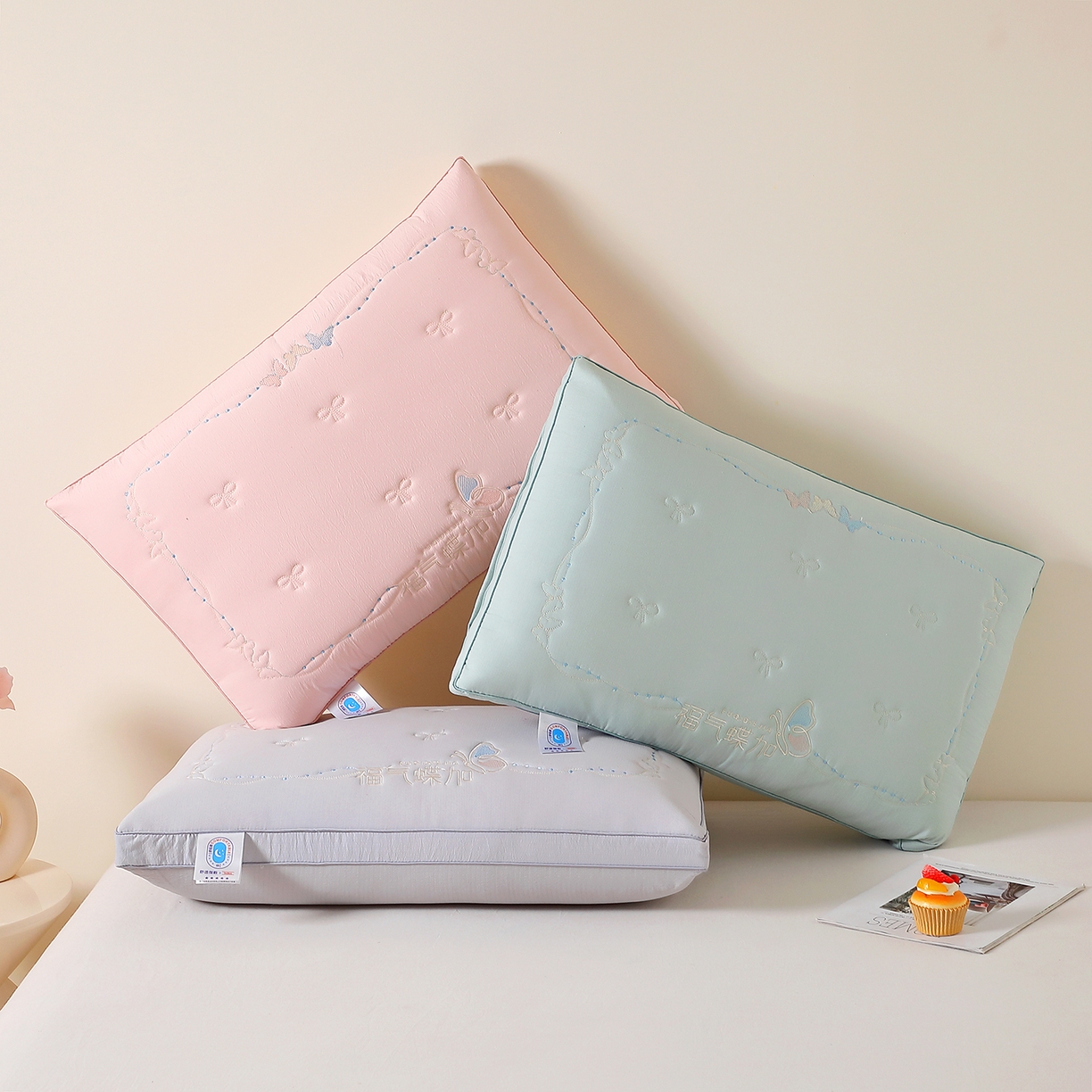 91家纺网 家纺一手货源 找家纺 （总）万聚凯枕芯 2025新款亲肤木棉福气蝶加枕头枕芯