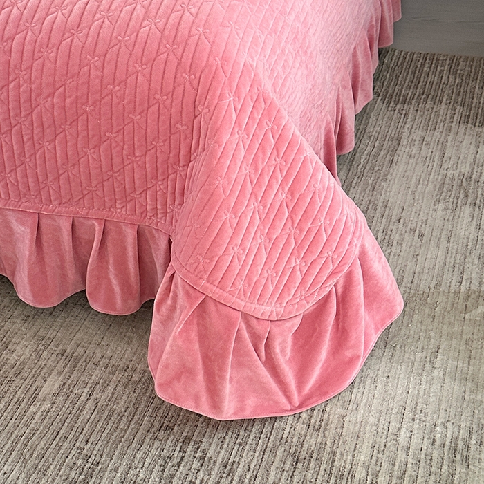 91家纺网 家纺一手货源 找家纺 代芙家纺 2025新款宝宝绒夹棉床盖款四件套 甜心-粉豆沙