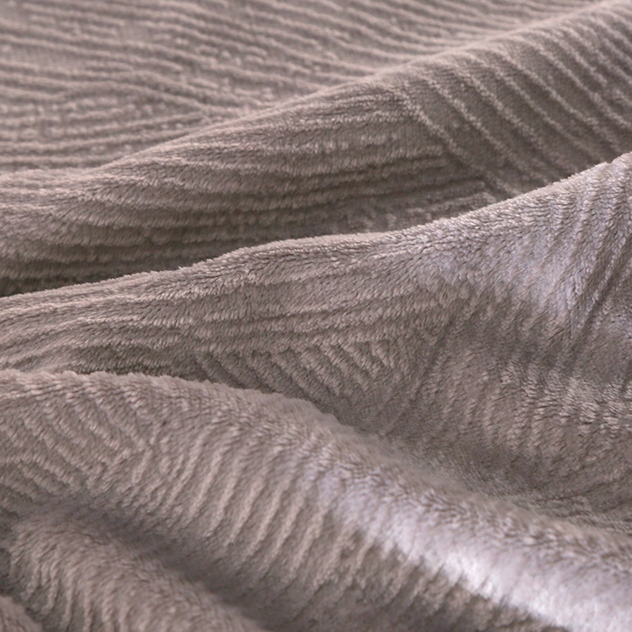 91家纺网 家纺一手货源 找家纺 居尚家纺 2025新款高克重8.5斤牛奶绒烂花绒雕花绒四件套 雕花-流星-灰色