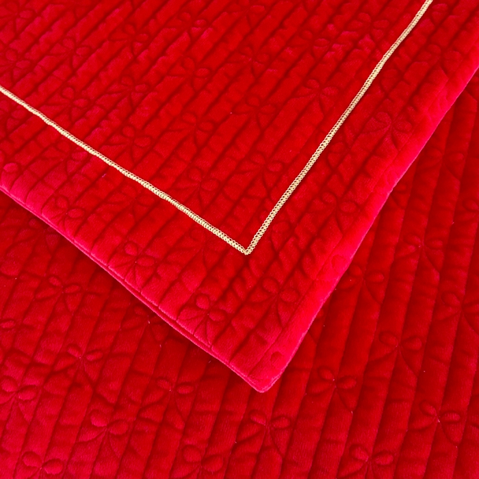 91家纺网 家纺一手货源 找家纺 代芙家纺 2025新款宝宝绒夹棉床盖款四件套 甜心-火山红