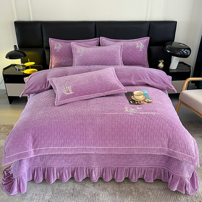 91家纺网 家纺一手货源 找家纺 代芙家纺 2025新款宝宝绒夹棉床盖款四件套 甜心-魔力紫