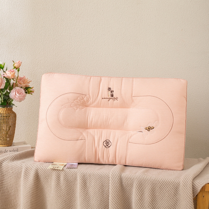 91家纺网 家纺一手货源 找家纺 万聚凯枕芯 2025新款姜舒暖护颈枕 枕头枕芯 粉色