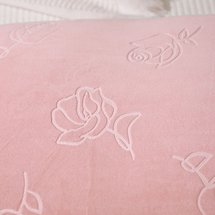 91家纺网 家纺一手货源 找家纺 万聚凯枕芯 2025新款玫瑰绒热熔枕头枕芯 粉色