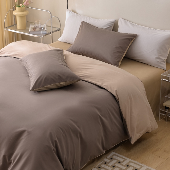 91家纺网 家纺一手货源 找家纺 ONE TWO ONE 121 2025新款A类高支高密全棉陶瓷磨毛（小cr ）纯色四件套 暗咖浅卡其