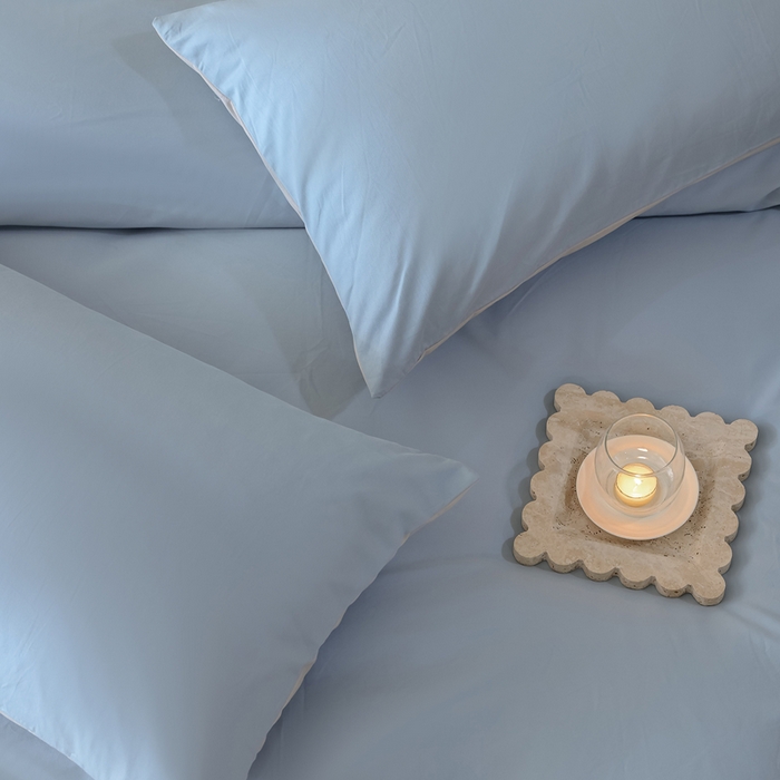 91家纺网 家纺一手货源 找家纺 ONE TWO ONE 121 2025新款A类高支高密全棉陶瓷磨毛（小cr ）纯色四件套 水蓝白灰