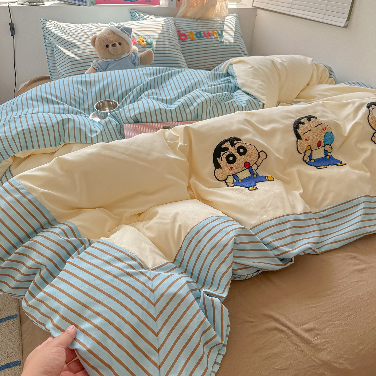 91家纺网 家纺一手货源 找家纺 （总）子钦家纺 2025新款云朵棉水洗棉毛巾绣拼接拼角床单床笠四件套-调皮大王