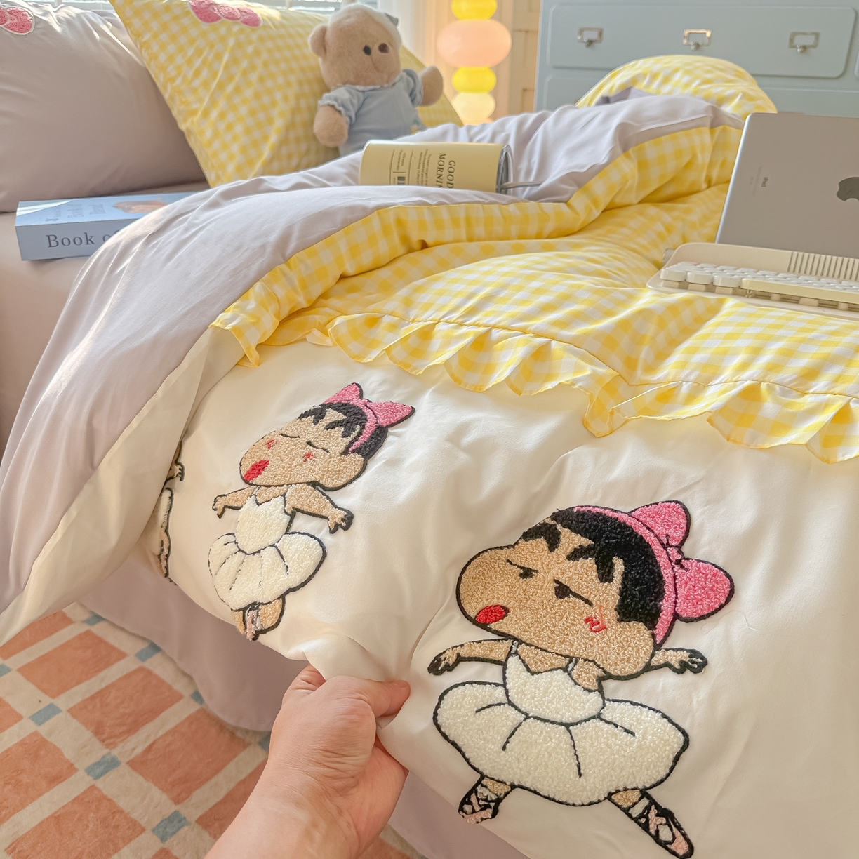 子钦家纺 2025云朵棉水洗棉新款花边拼接毛巾绣床单床笠床裙四件套-跳舞的小新 跳舞的小新-黄格