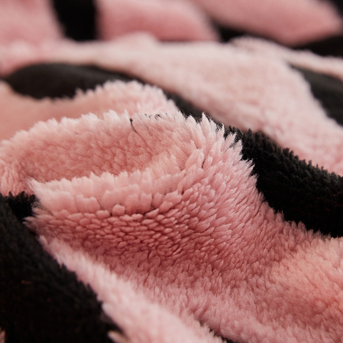 91家纺网 家纺一手货源 找家纺 （总）吾诺家居 2025秋冬新款提花绵羊绒四件套