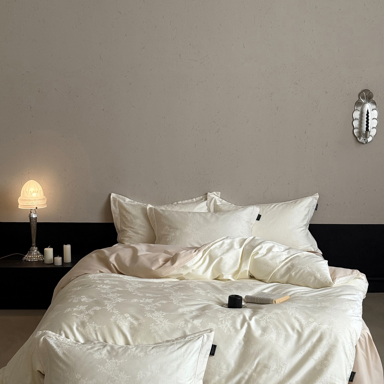 91家纺网 家纺一手货源 找家纺 三味舒屋 2025新款全棉提花磨毛四件套-一枕秋岚 一枕秋岚-月白