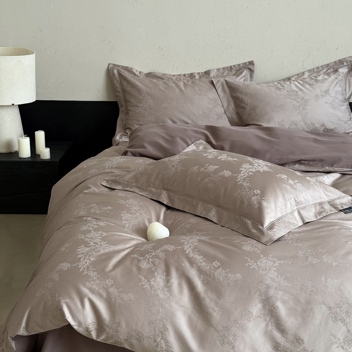 91家纺网 家纺一手货源 找家纺 （总）三味舒屋 2025新款全棉提花磨毛四件套-一枕秋岚