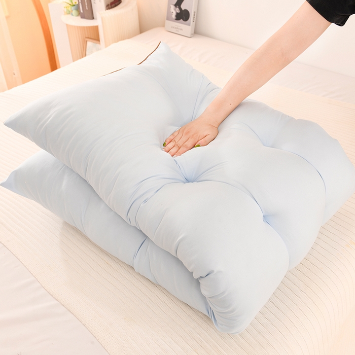 91家纺网 家纺一手货源 找家纺 碧尔家居 2025新款床头靠垫三角床上靠枕卧室榻榻米软包双人大靠背免拆洗 浅蓝