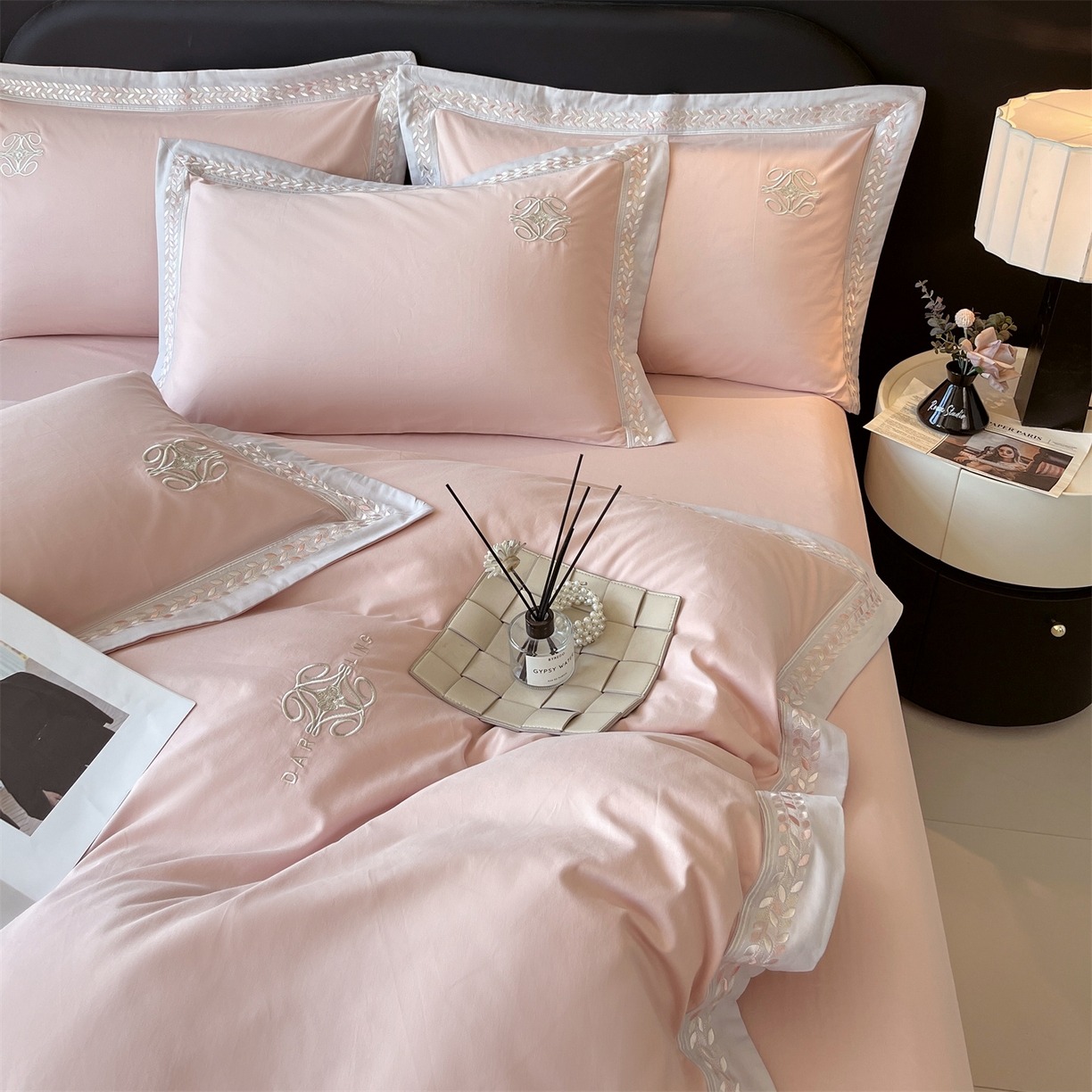 91家纺网 家纺一手货源 找家纺 鼎飞家纺 2025新款全棉磨毛绣花四件套-米娅 米娅-玛卡玉