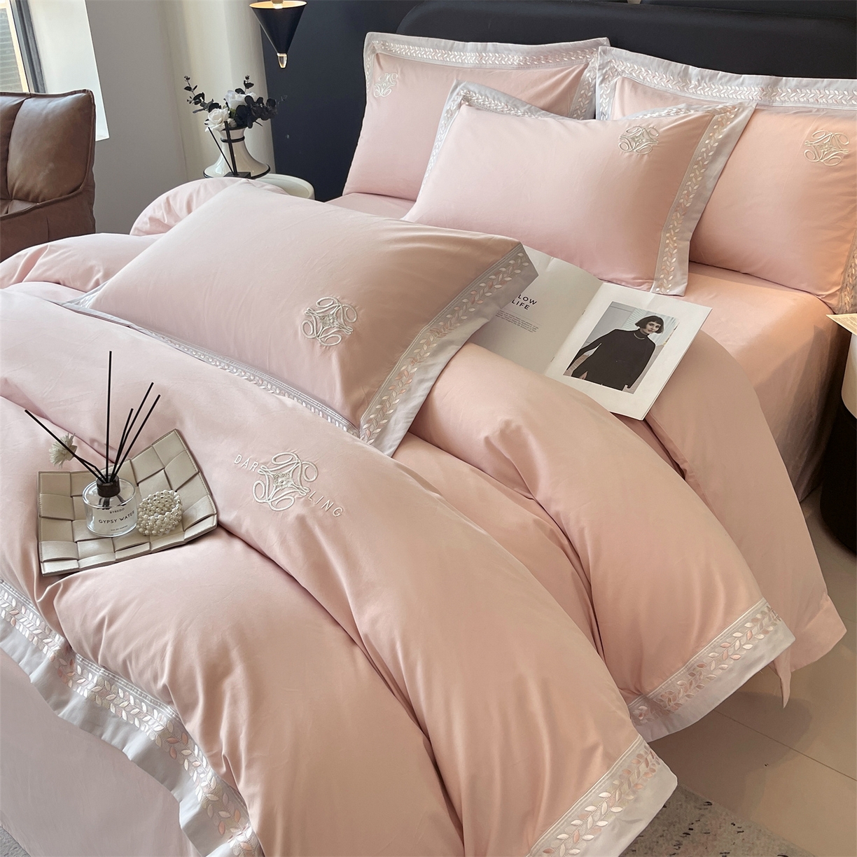 91家纺网 家纺一手货源 找家纺 鼎飞家纺 2025新款全棉磨毛绣花四件套-米娅 米娅-玛卡玉