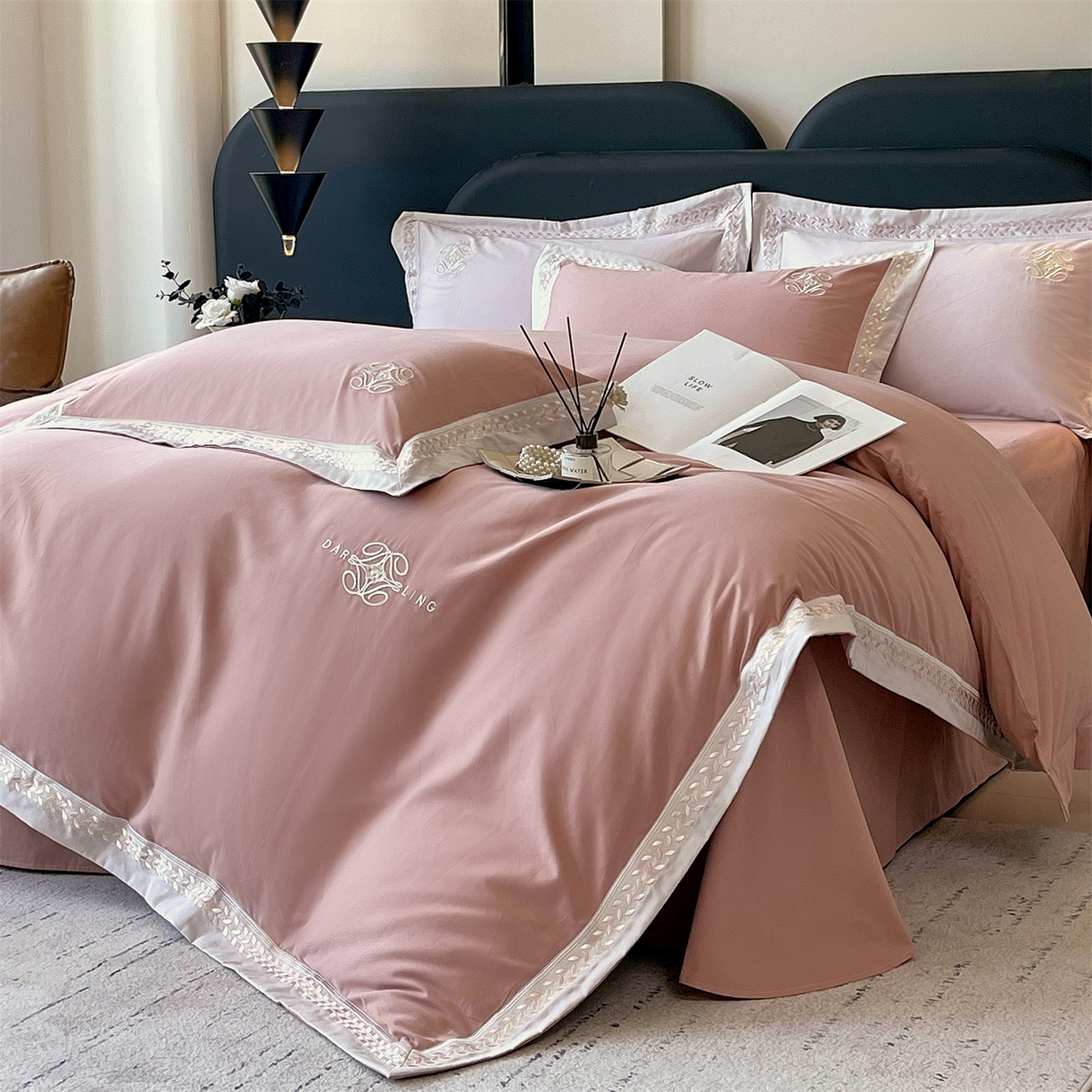 91家纺网 家纺一手货源 找家纺 （总）鼎飞家纺 2025新款全棉磨毛绣花四件套-米娅