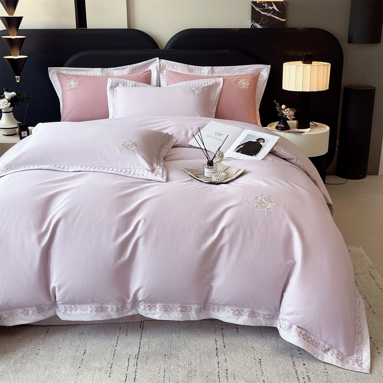 91家纺网 家纺一手货源 找家纺 鼎飞家纺 2025新款全棉磨毛绣花四件套-米娅 米娅-柔紫