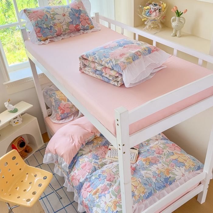 91家纺网 家纺一手货源 找家纺 （总）曼陀罗 2025新款云柔棉韩式INS减龄花边款卡通学生宿舍上下铺三件套