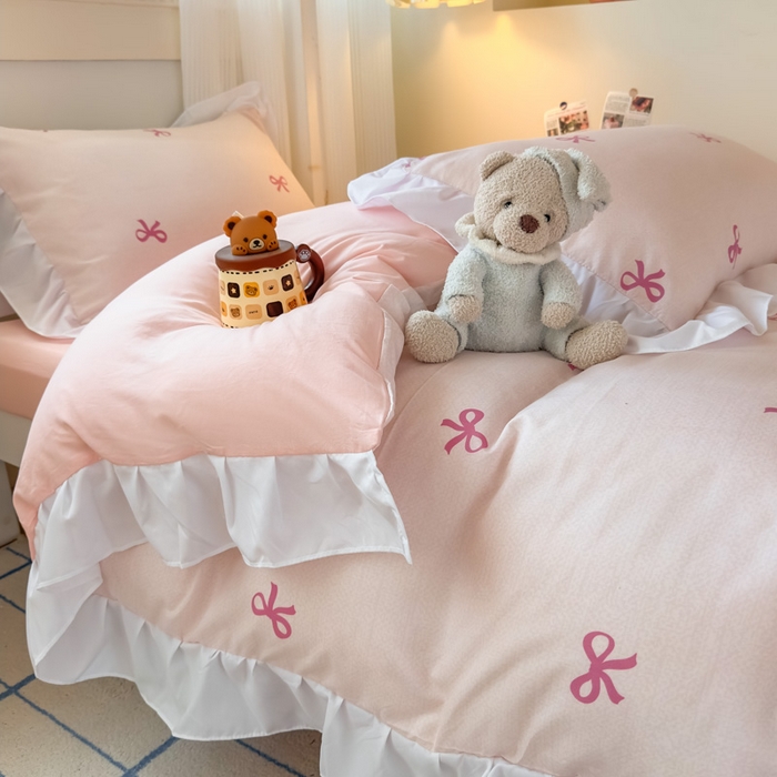 91家纺网 家纺一手货源 找家纺 曼陀罗 2025新款云柔棉韩式INS减龄花边款卡通学生宿舍上下铺三件套 蝴蝶结粉