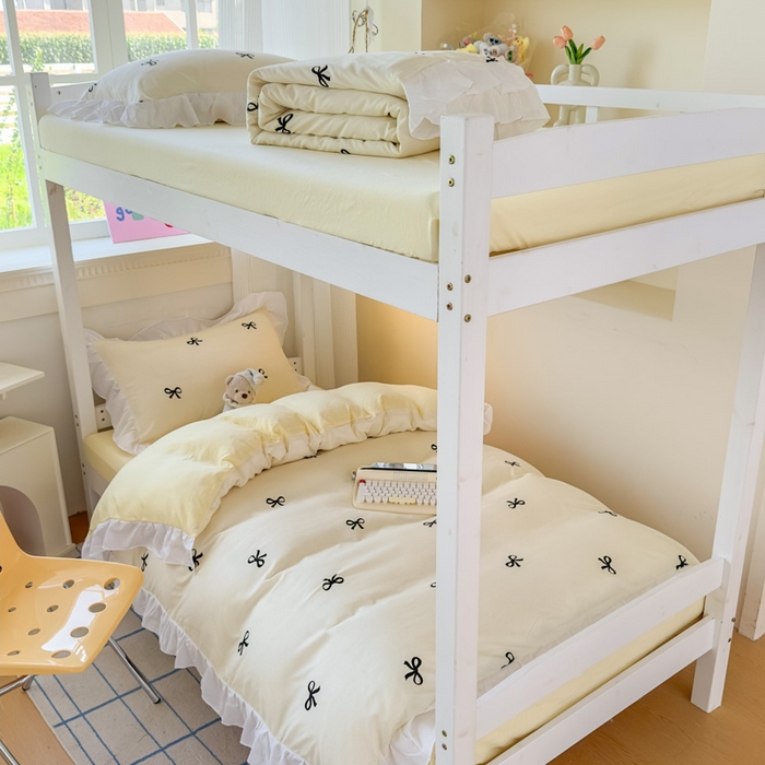 91家纺网 家纺一手货源 找家纺 曼陀罗 2025新款云柔棉韩式INS减龄花边款卡通学生宿舍上下铺三件套 蝴蝶结米