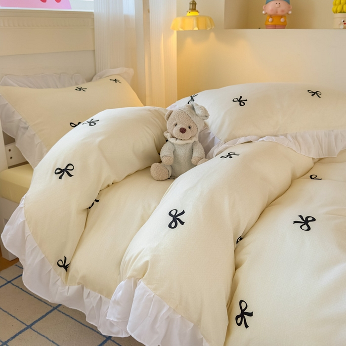 91家纺网 家纺一手货源 找家纺 曼陀罗 2025新款云柔棉韩式INS减龄花边款卡通学生宿舍上下铺三件套 蝴蝶结米