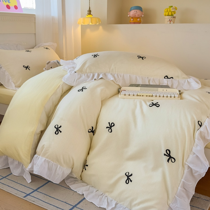 91家纺网 家纺一手货源 找家纺 曼陀罗 2025新款云柔棉韩式INS减龄花边款卡通学生宿舍上下铺三件套 蝴蝶结米