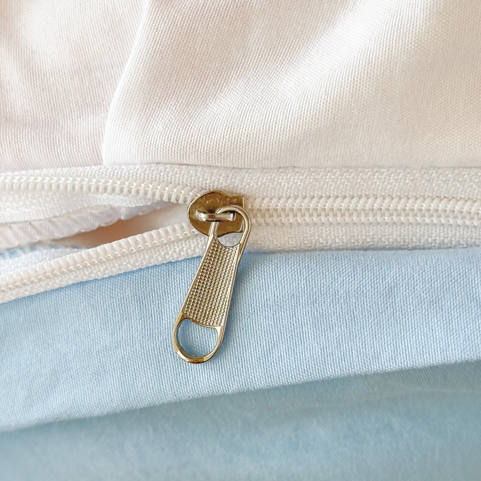 91家纺网 家纺一手货源 找家纺 曼陀罗 2025新款云柔棉韩式INS减龄花边款卡通学生宿舍上下铺三件套 蓝色蕾丝兔