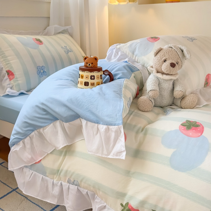 91家纺网 家纺一手货源 找家纺 曼陀罗 2025新款云柔棉韩式INS减龄花边款卡通学生宿舍上下铺三件套 恋恋日记