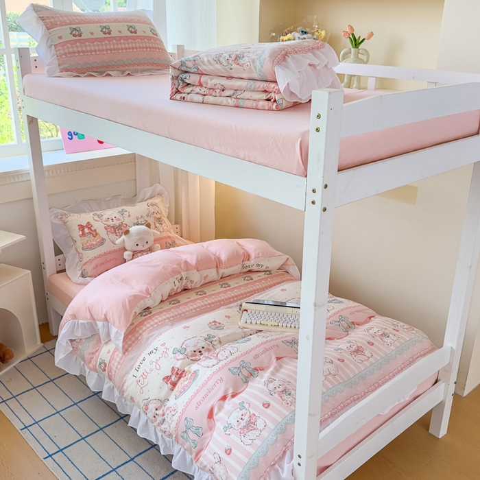 91家纺网 家纺一手货源 找家纺 曼陀罗 2025新款云柔棉韩式INS减龄花边款卡通学生宿舍上下铺三件套 甜品可爱狗