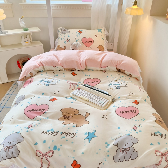 91家纺网 家纺一手货源 找家纺 曼陀罗 2025新款云柔棉韩式INS减龄花边款卡通学生宿舍上下铺三件套 元气小狗