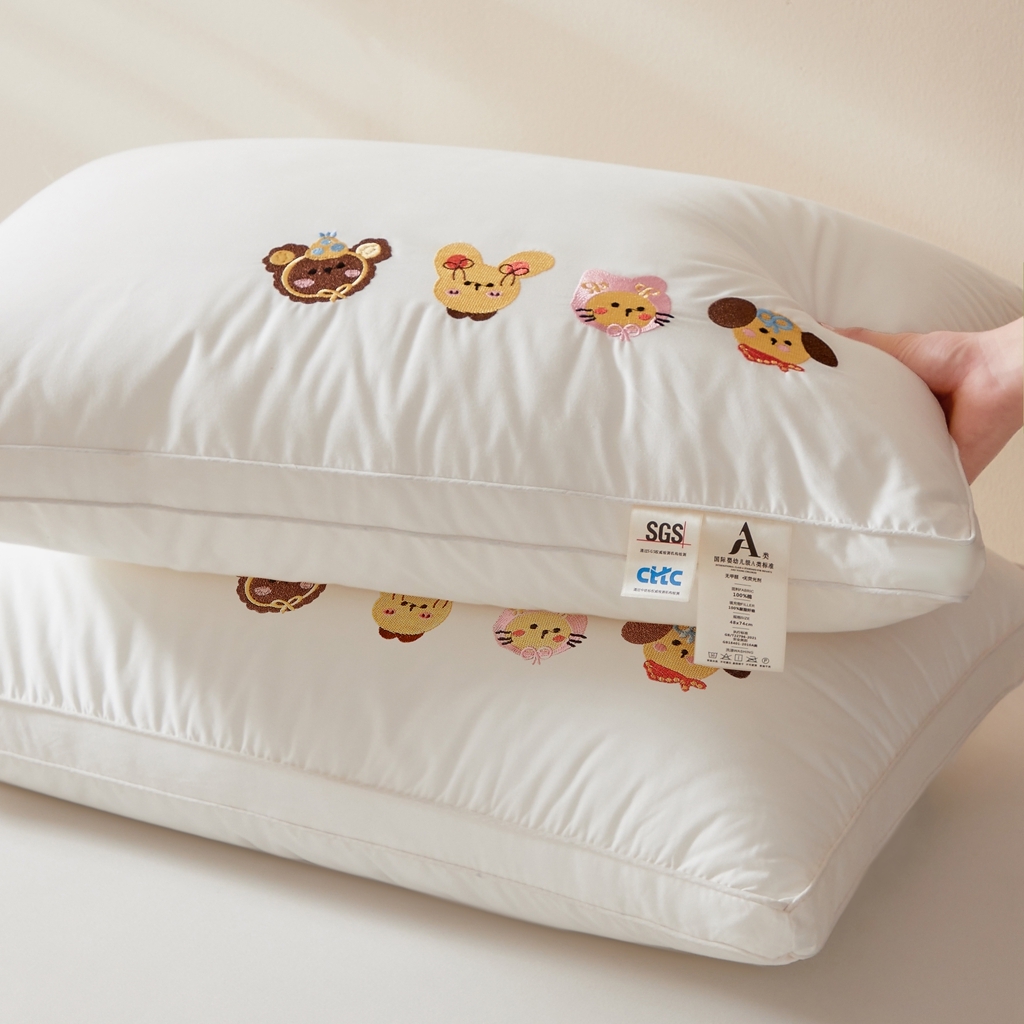 91家纺网 家纺一手货源 找家纺 （总）铺尚美家纺 2025新款全棉纯棉刺绣枕芯卡通动物刺绣立体柔软枕芯枕头