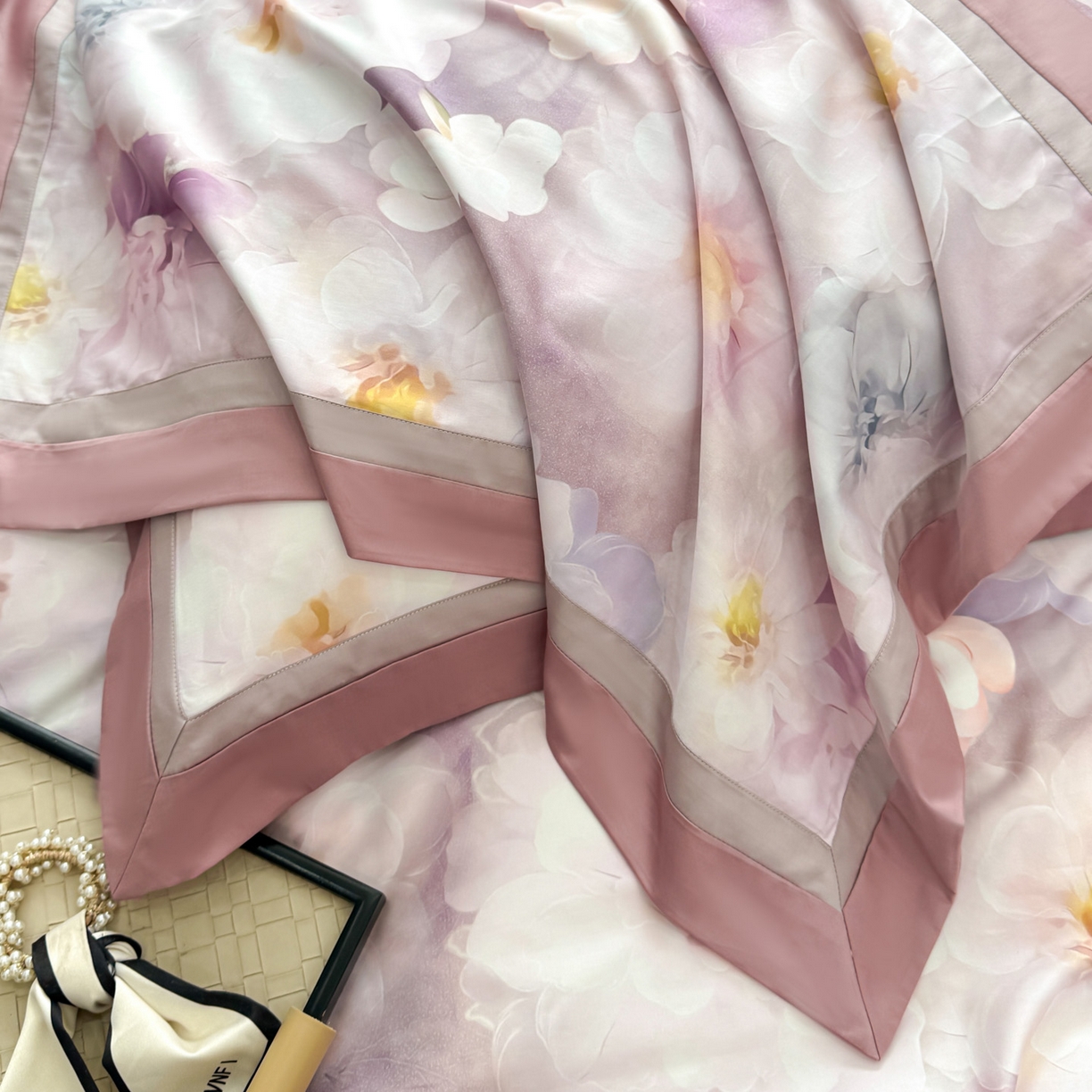 91家纺网 家纺一手货源 找家纺 小欢喜 2025新款50全棉数码印花四件套全棉四件套 花间浅梦