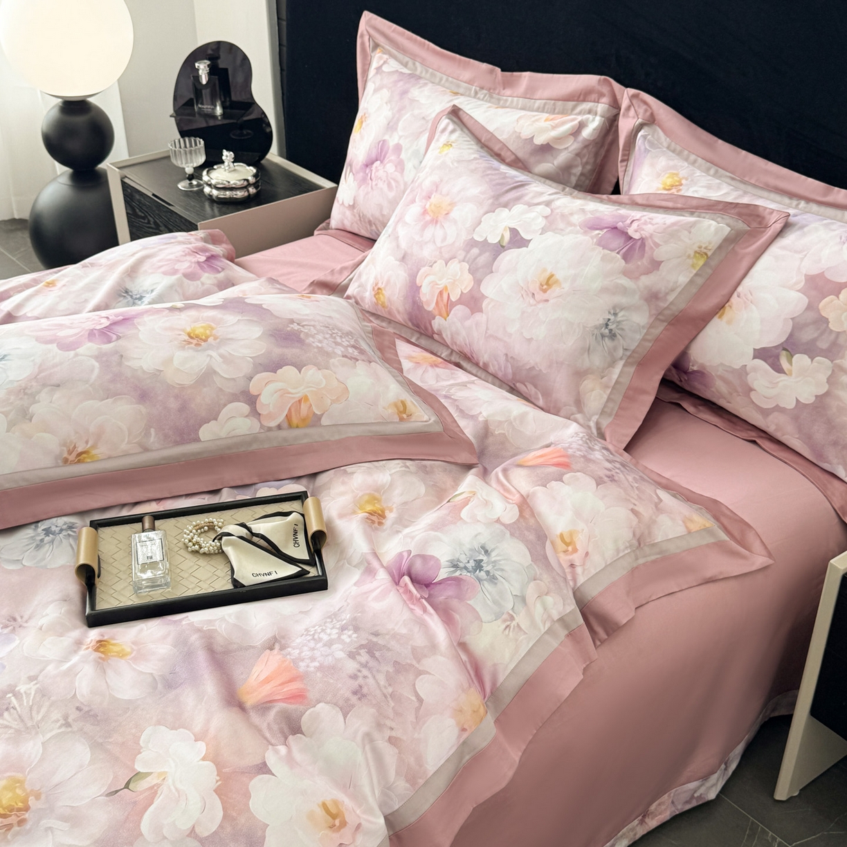 91家纺网 家纺一手货源 找家纺 小欢喜 2025新款50全棉数码印花四件套全棉四件套 花间浅梦