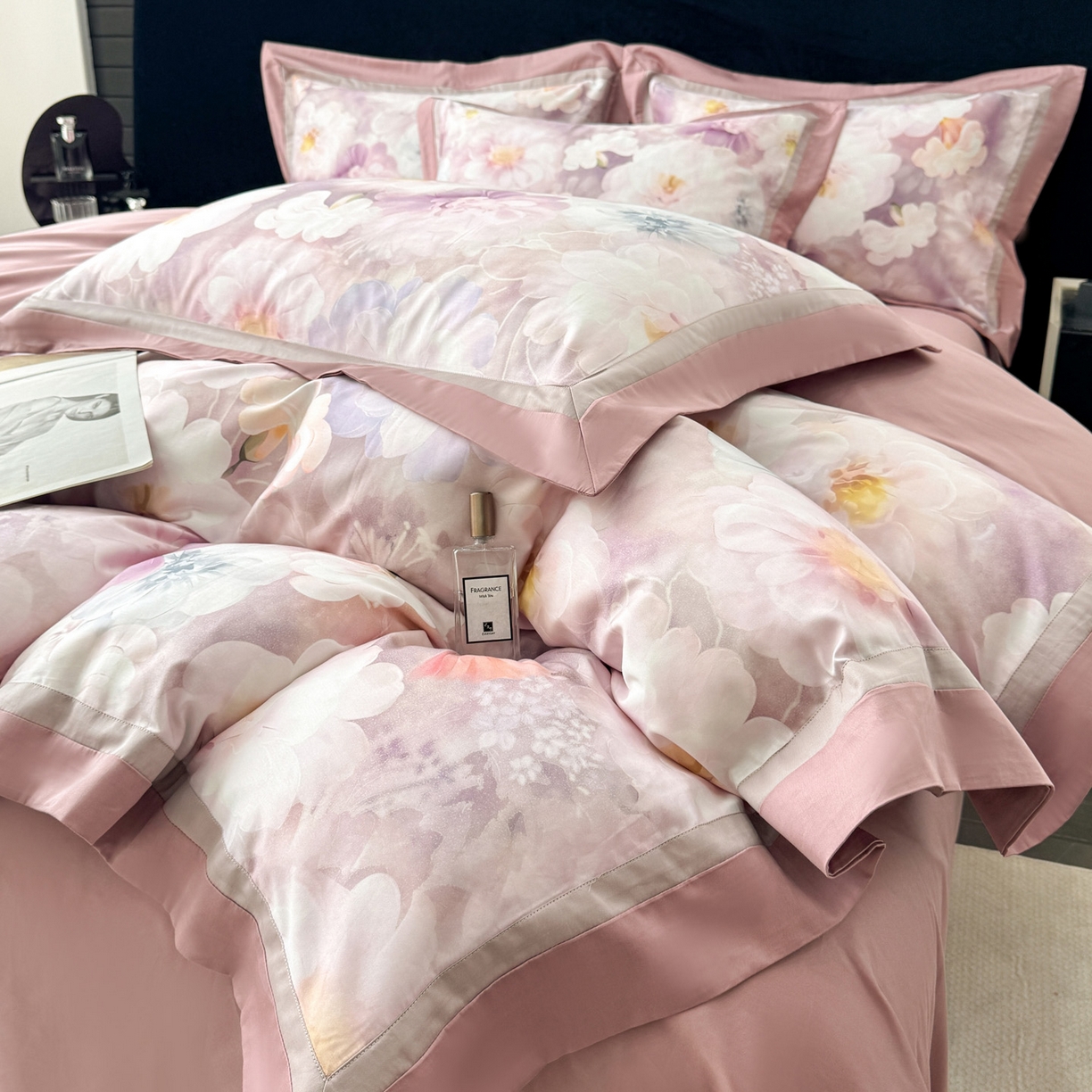 91家纺网 家纺一手货源 找家纺 小欢喜 2025新款50全棉数码印花四件套全棉四件套 花间浅梦