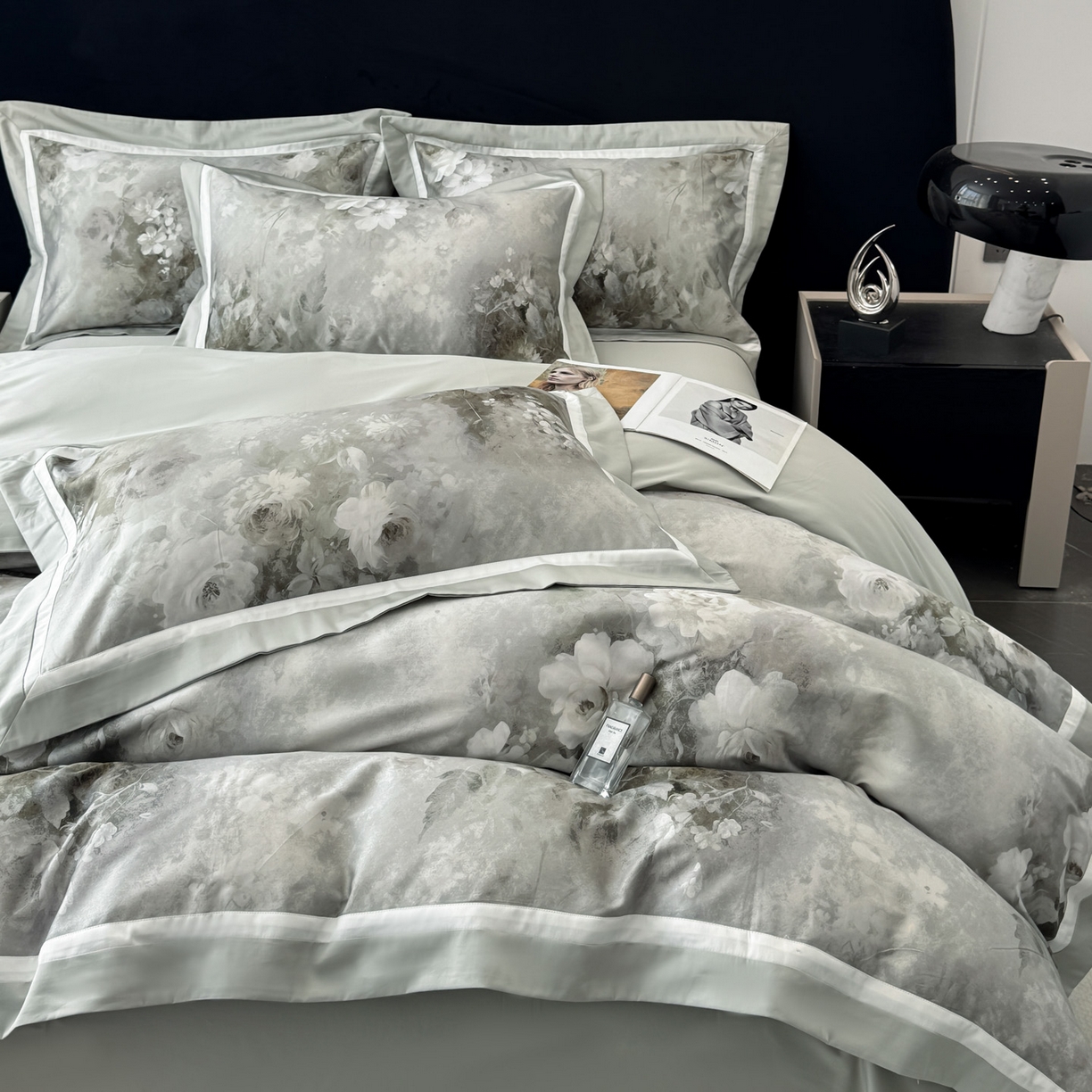 91家纺网 家纺一手货源 找家纺 小欢喜 2025新款50全棉数码印花四件套全棉四件套 墨韵青花