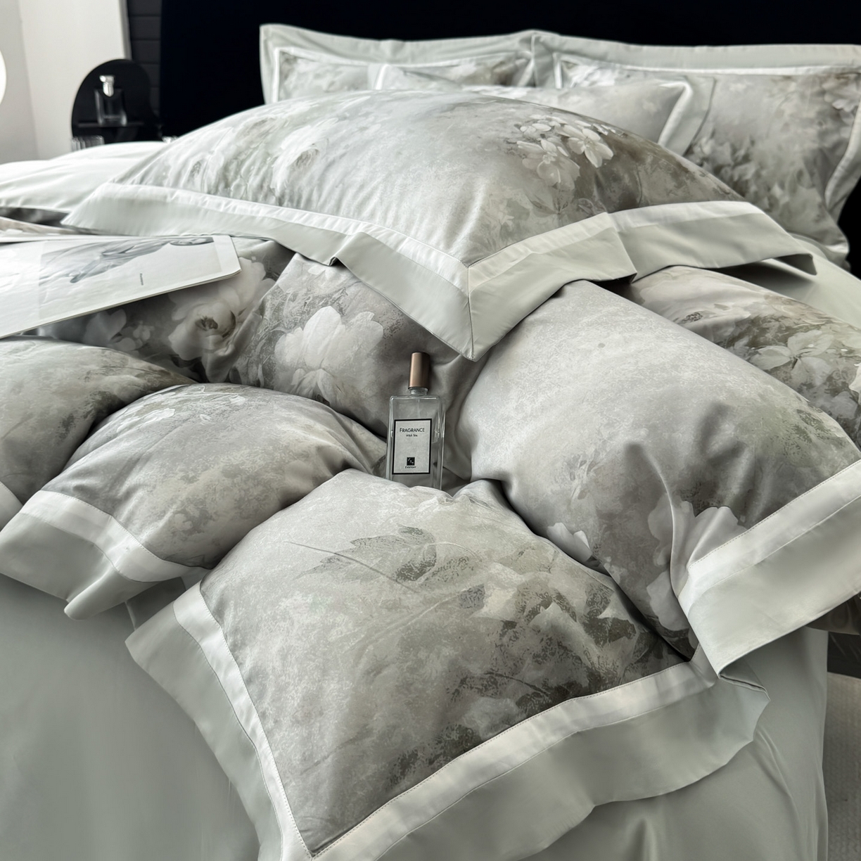 91家纺网 家纺一手货源 找家纺 小欢喜 2025新款50全棉数码印花四件套全棉四件套 墨韵青花