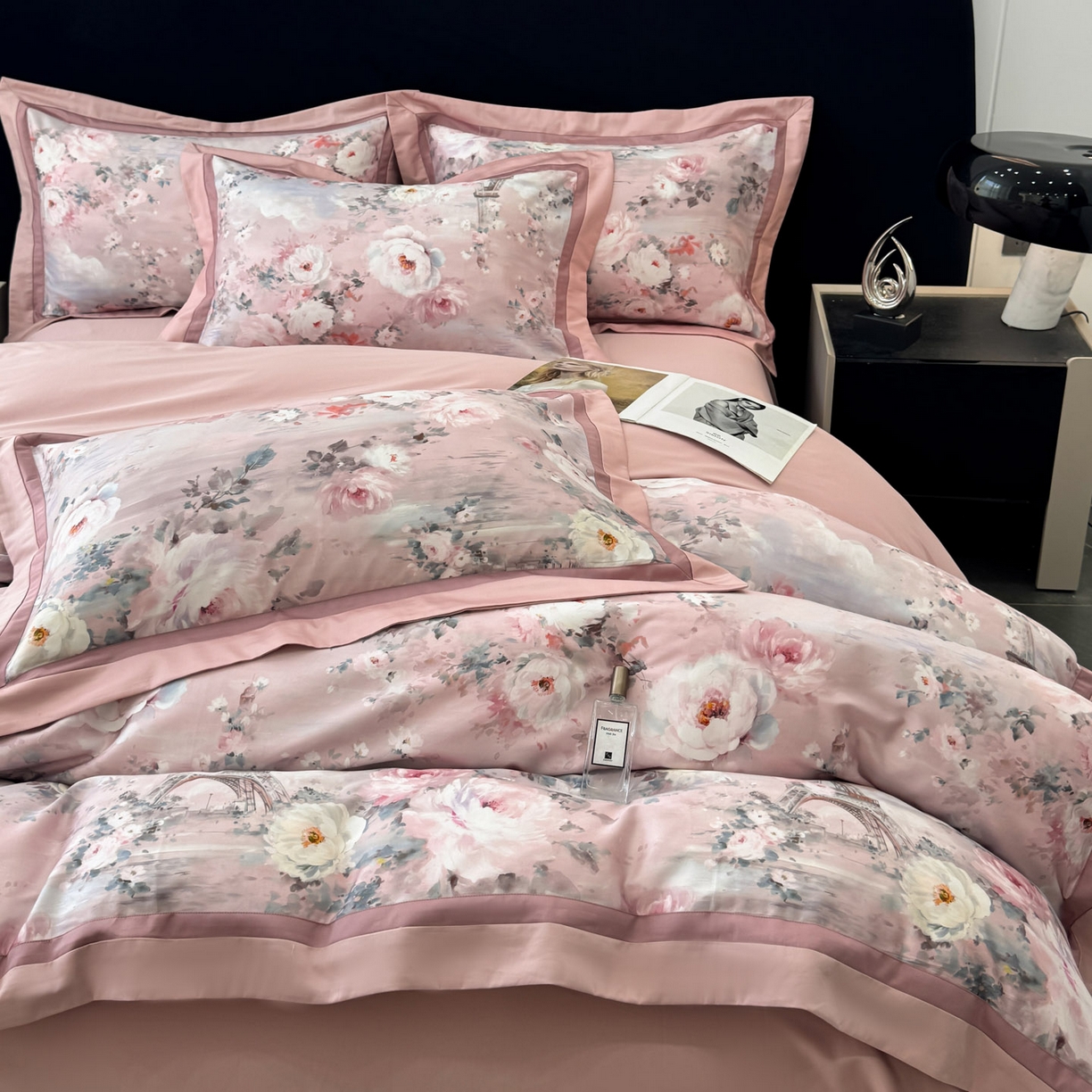 91家纺网 家纺一手货源 找家纺 小欢喜 2025新款50全棉数码印花四件套全棉四件套 塞纳森瑤