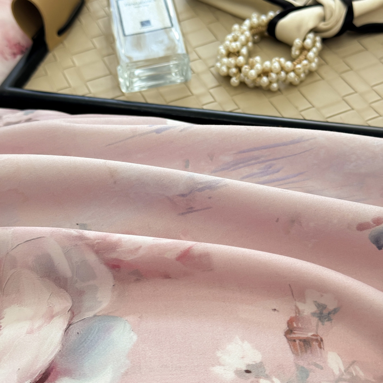 91家纺网 家纺一手货源 找家纺 小欢喜 2025新款50全棉数码印花四件套全棉四件套 塞纳森瑤