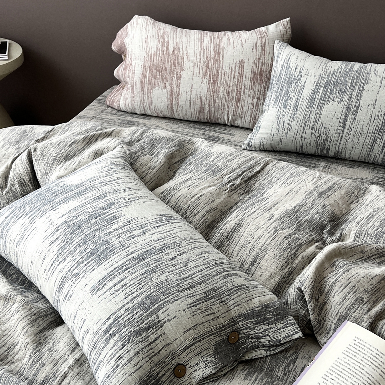 91家纺网 家纺一手货源 找家纺 （总）贝尔 2025新款简约10%亚麻90%棉加厚四件套