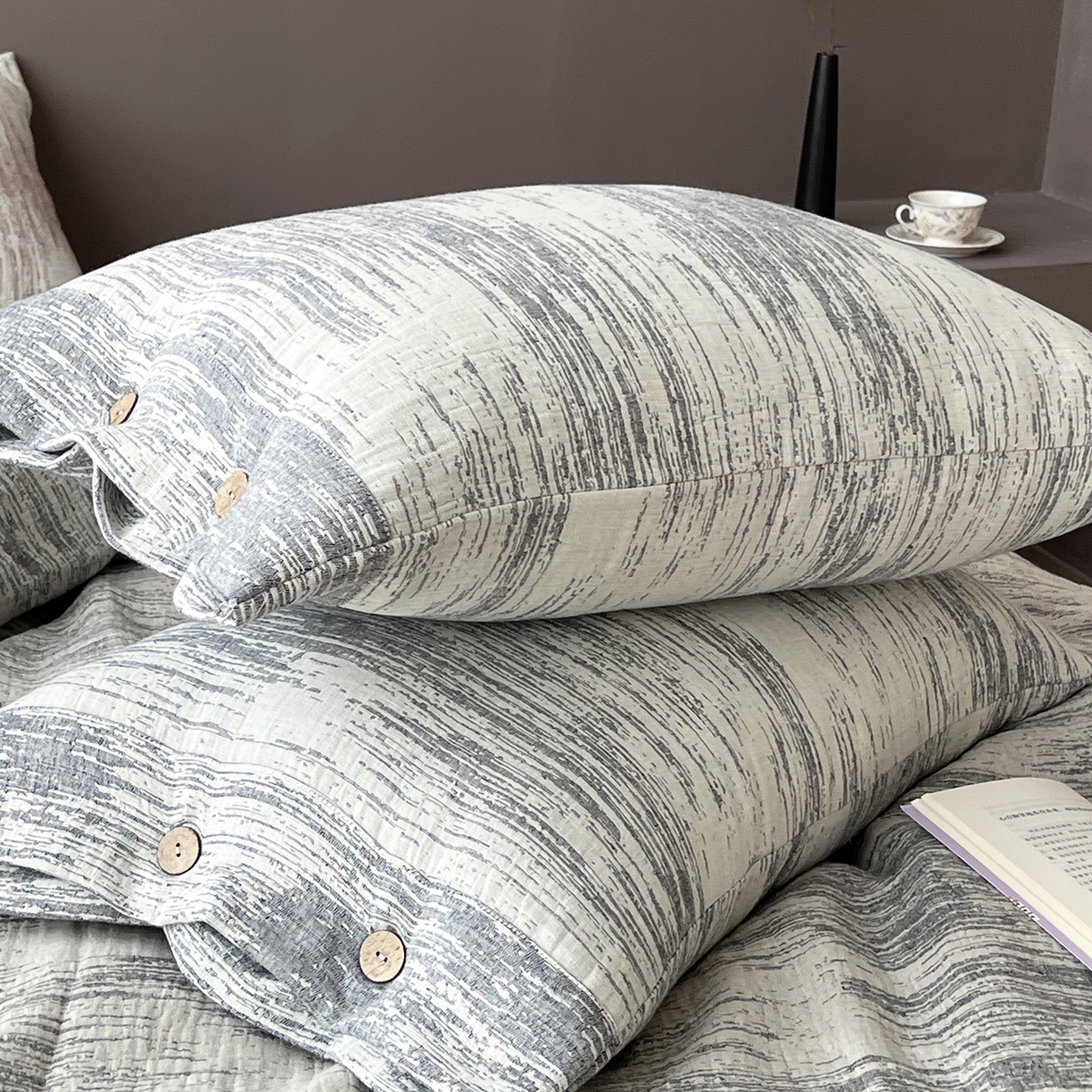 91家纺网 家纺一手货源 找家纺 贝尔 2025新款简约10%亚麻90%棉加厚四件套 蓝色