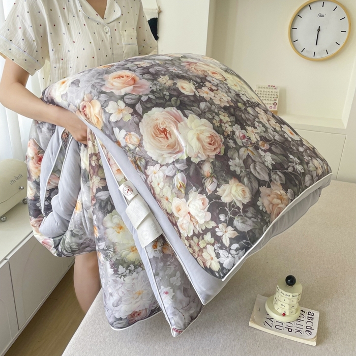 91家纺网 家纺一手货源 找家纺 小禹仔家纺  2025新款亲肤柔软大豆被数码印花针织棉大豆被冬被子被芯春秋被 碧澜绿