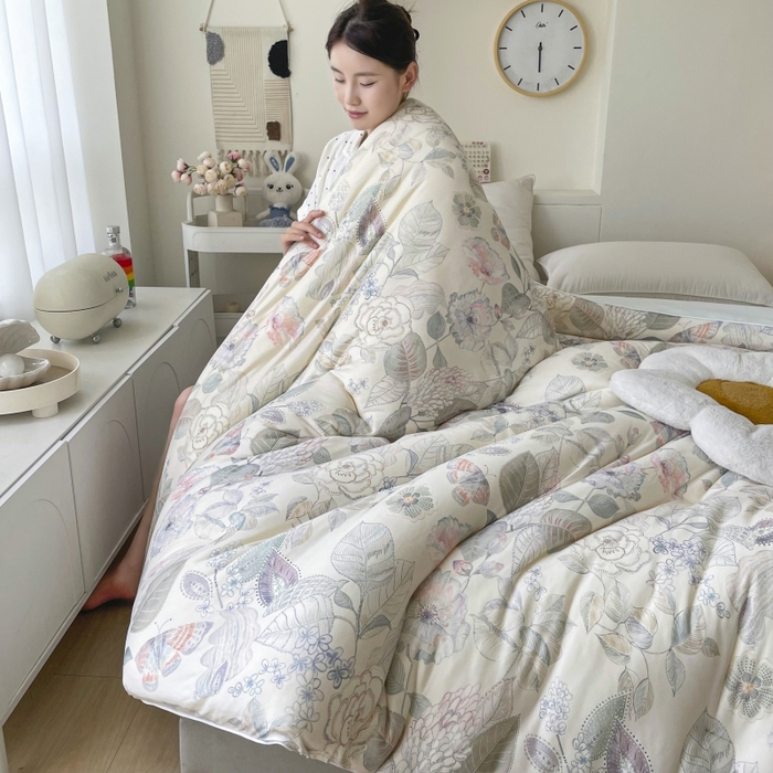 91家纺网 家纺一手货源 找家纺 小禹仔家纺  2025新款亲肤柔软大豆被数码印花针织棉大豆被冬被子被芯春秋被 光环象牙黄