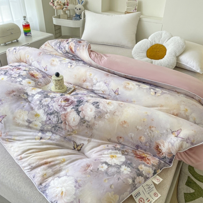 91家纺网 家纺一手货源 找家纺 小禹仔家纺  2025新款亲肤柔软大豆被数码印花针织棉大豆被冬被子被芯春秋被 红秀里粉