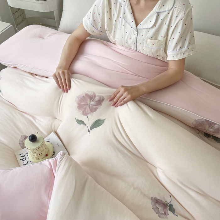 91家纺网 家纺一手货源 找家纺 小禹仔家纺  2025新款亲肤柔软大豆被数码印花针织棉大豆被冬被子被芯春秋被 眷恋粉