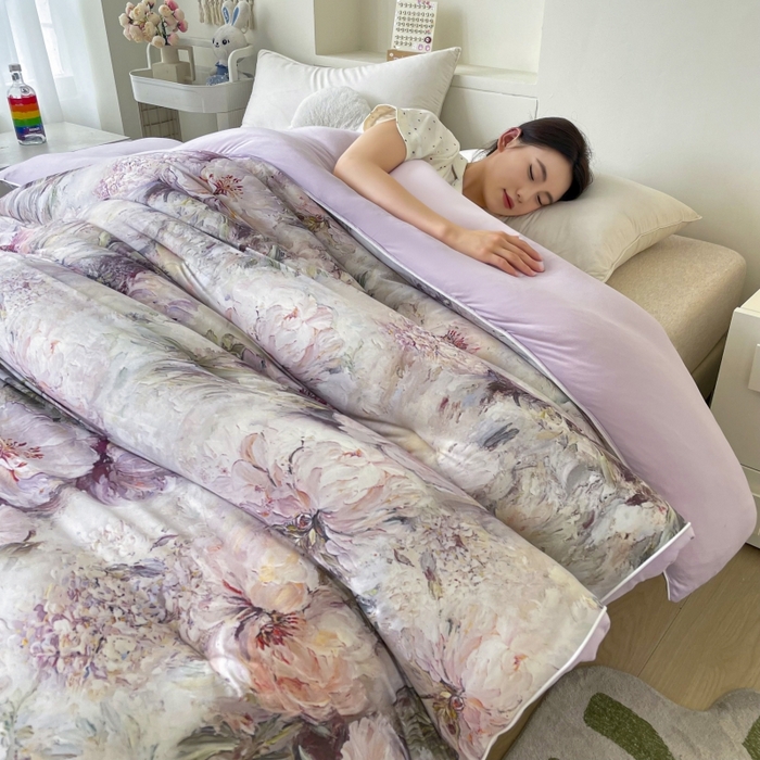 91家纺网 家纺一手货源 找家纺 小禹仔家纺  2025新款亲肤柔软大豆被数码印花针织棉大豆被冬被子被芯春秋被 恋薇时节粉