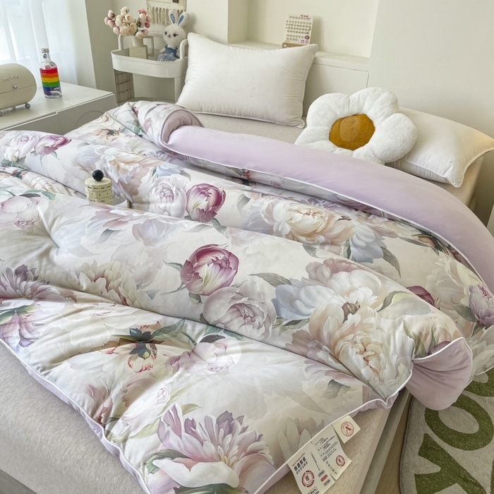 91家纺网 家纺一手货源 找家纺 小禹仔家纺  2025新款亲肤柔软大豆被数码印花针织棉大豆被冬被子被芯春秋被 漫山花影