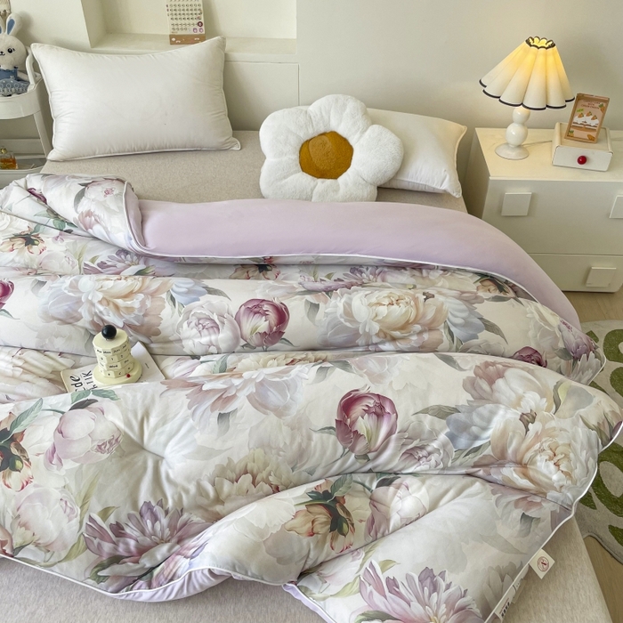 91家纺网 家纺一手货源 找家纺 小禹仔家纺  2025新款亲肤柔软大豆被数码印花针织棉大豆被冬被子被芯春秋被 漫山花影