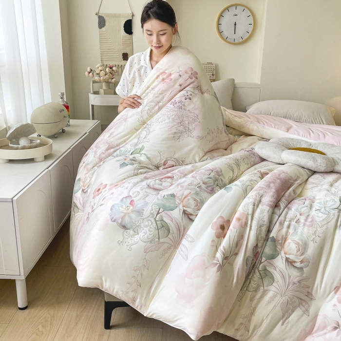 91家纺网 家纺一手货源 找家纺 小禹仔家纺  2025新款亲肤柔软大豆被数码印花针织棉大豆被冬被子被芯春秋被 蔷薇粉