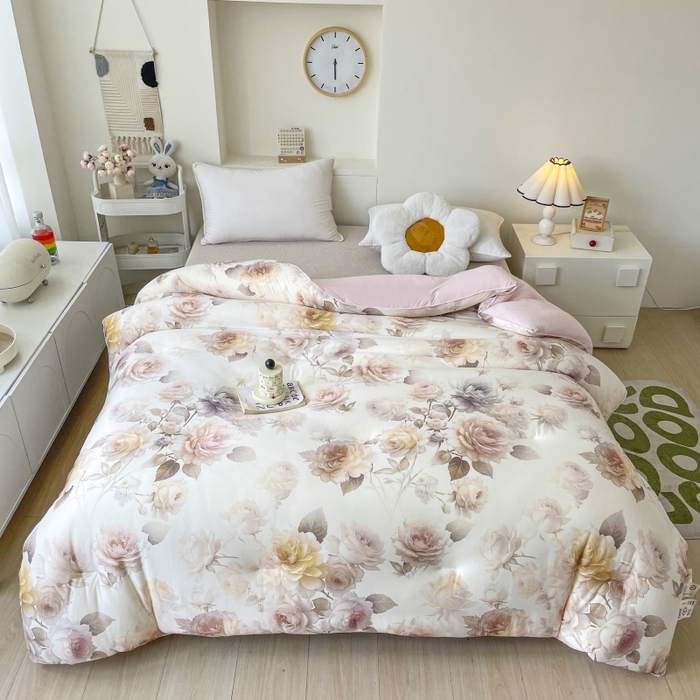 91家纺网 家纺一手货源 找家纺 小禹仔家纺  2025新款亲肤柔软大豆被数码印花针织棉大豆被冬被子被芯春秋被 俏佳人咖