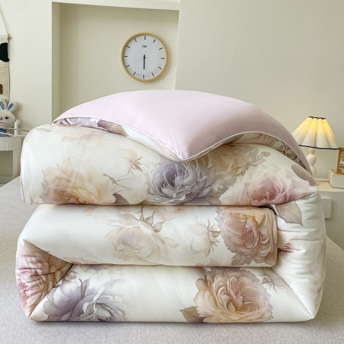 91家纺网 家纺一手货源 找家纺 小禹仔家纺  2025新款亲肤柔软大豆被数码印花针织棉大豆被冬被子被芯春秋被 俏佳人咖,俏佳人咖